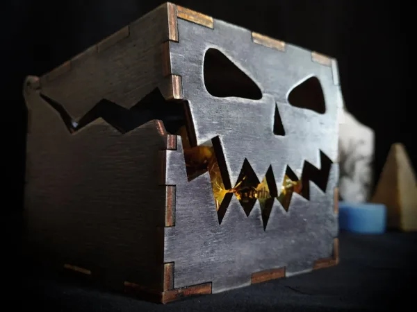 Halloween box 00021