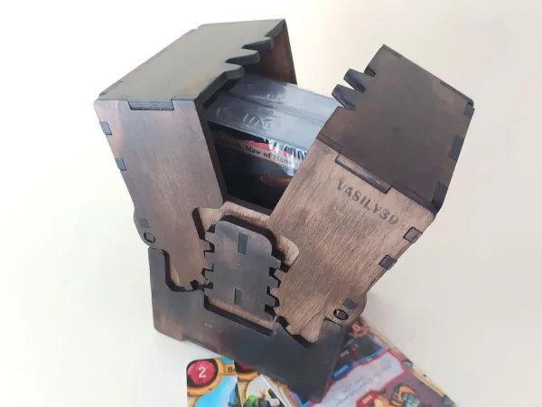 Card storage box with mechanism 00013